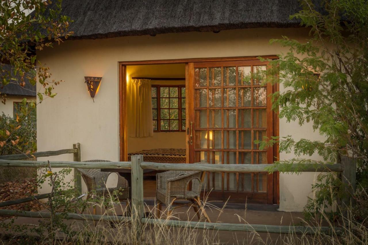 Mbizi Bush Lodge Grietjie Game Reserve Exterior photo